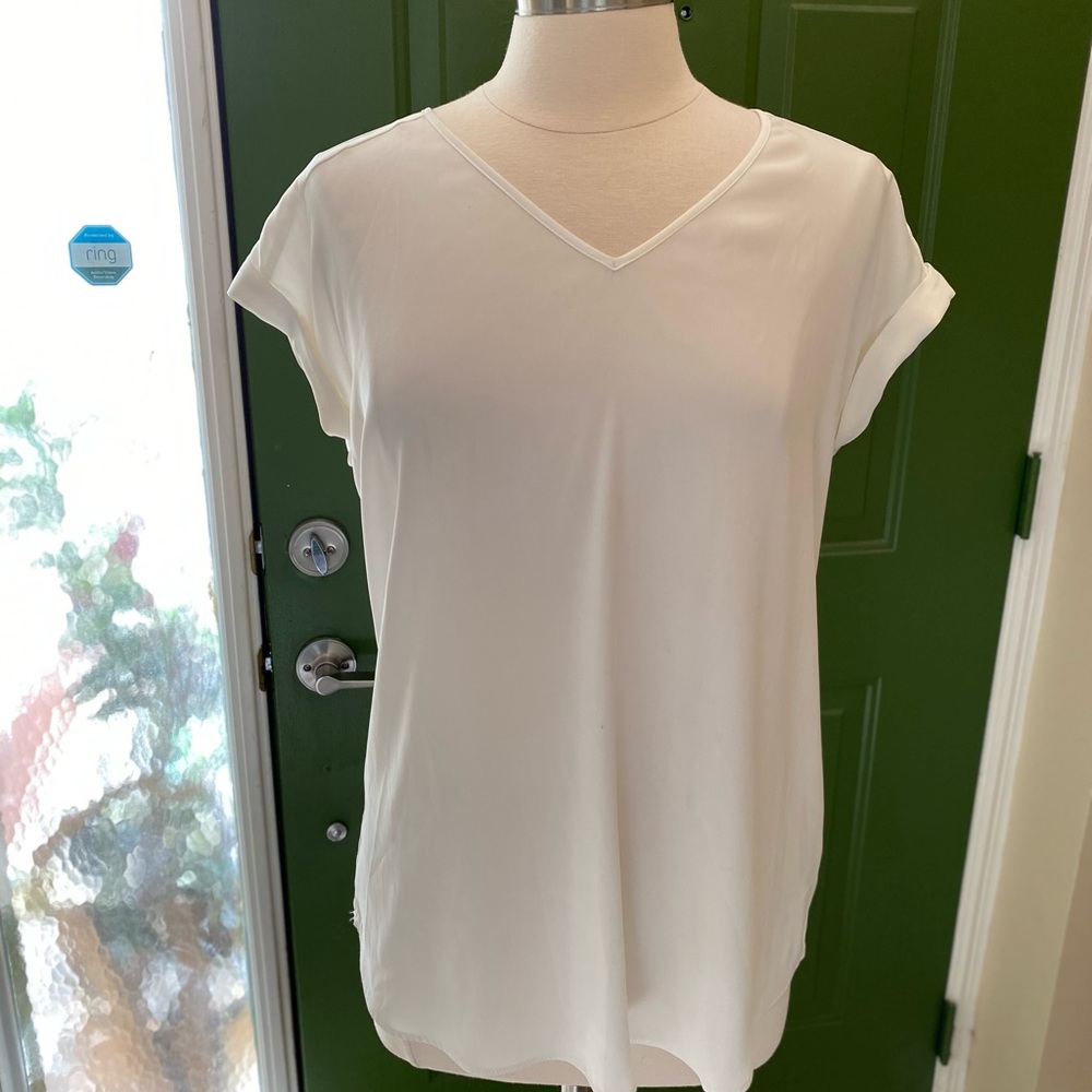 Express White V-Neck Short Sleeve Top